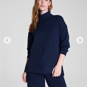 NWT SPANX AirEssentials® Turtleneck Tunic | Timeless Navy